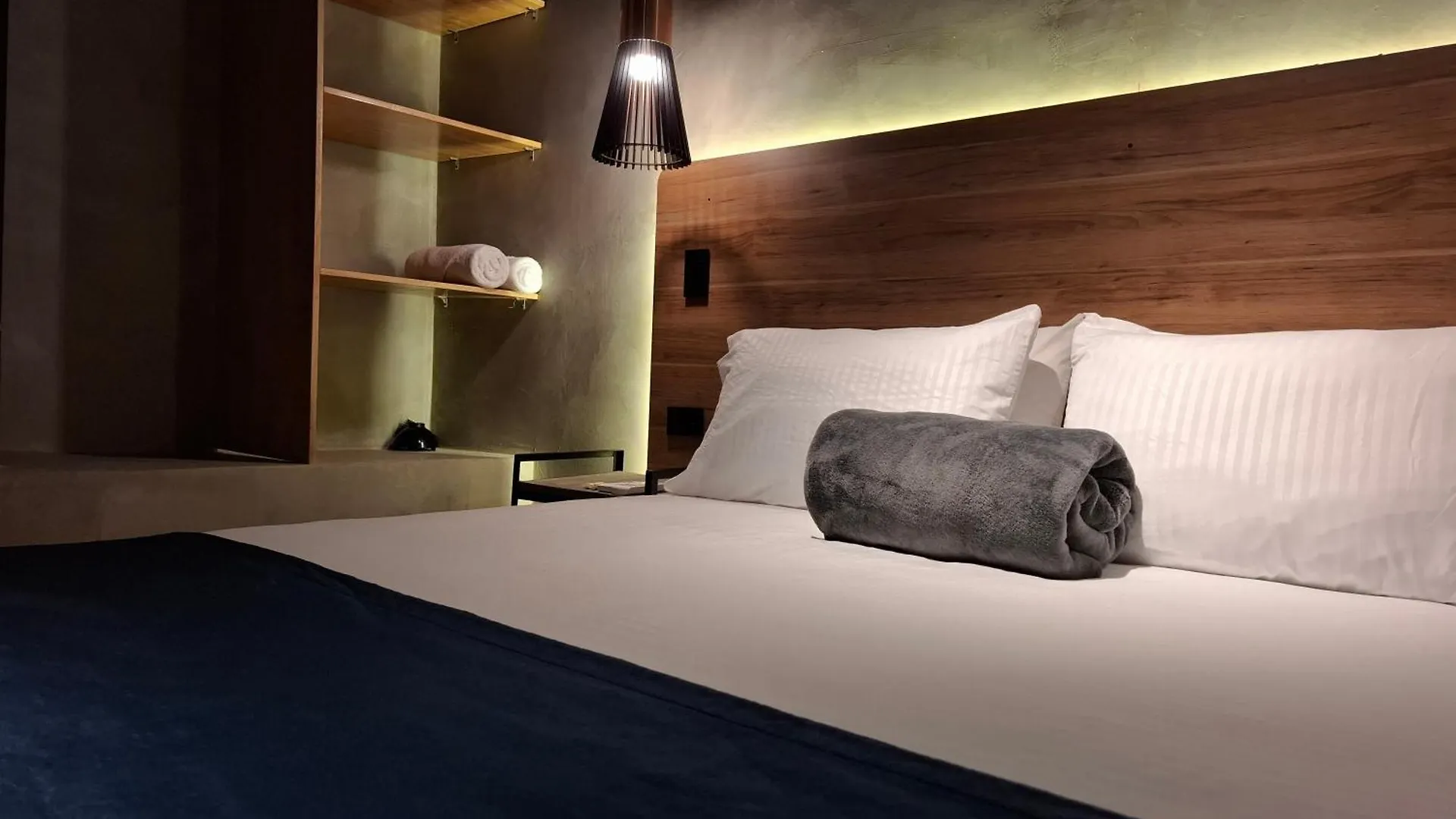 Apartamentos Llp Медельин Колумбия