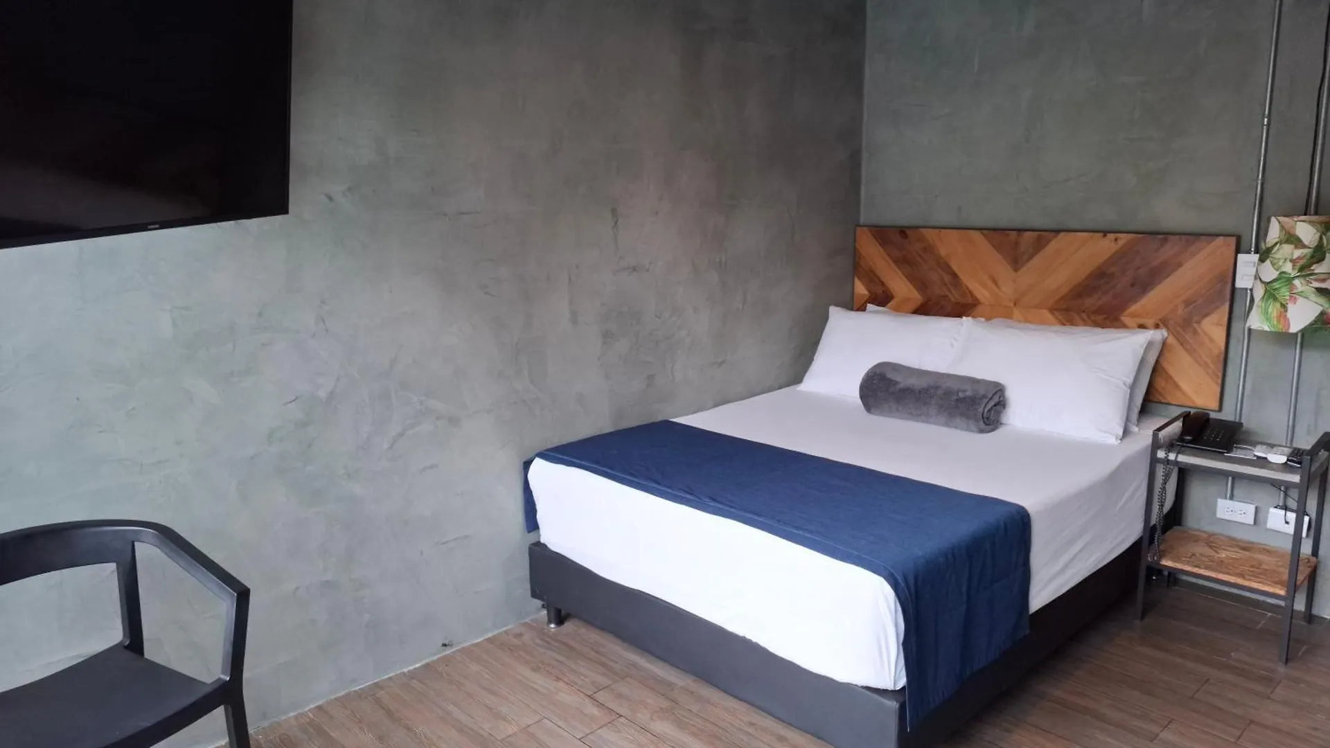 Apartamentos Llp Medellín Hotel