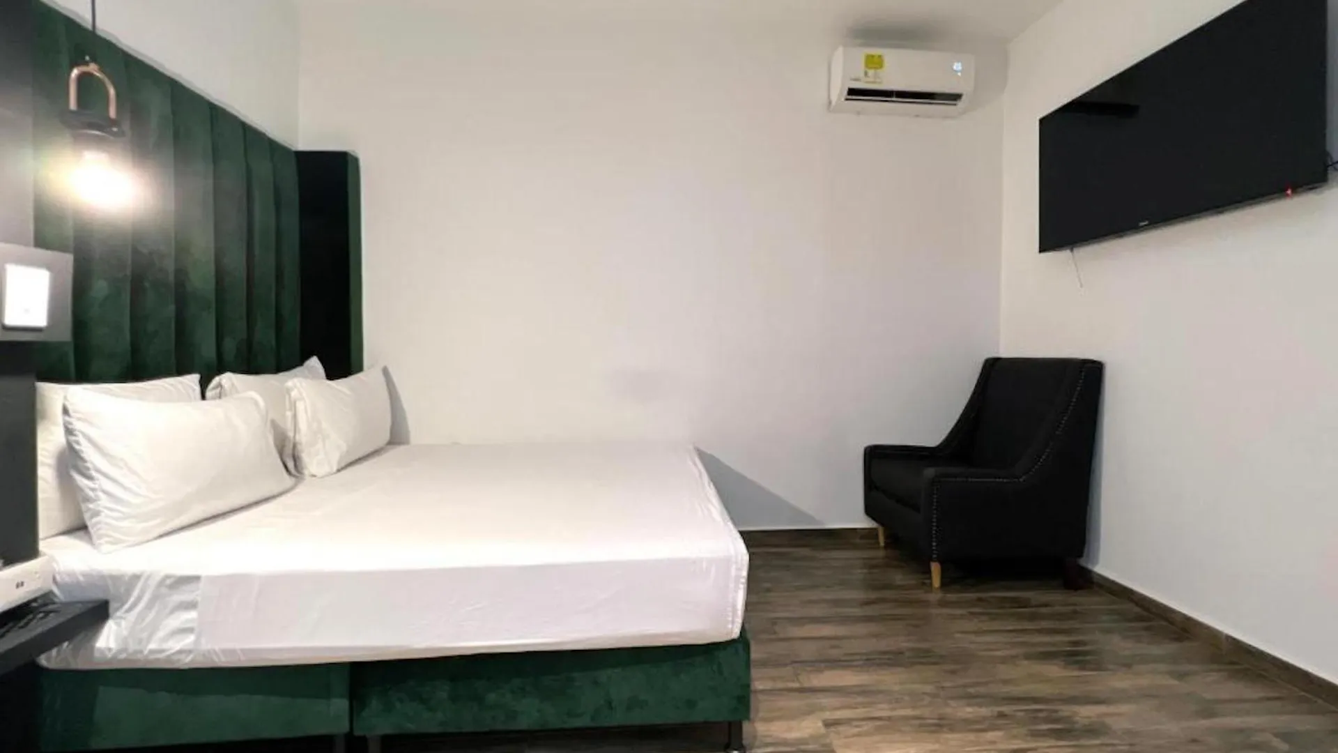 Apartamentos Llp Medellín Hotel